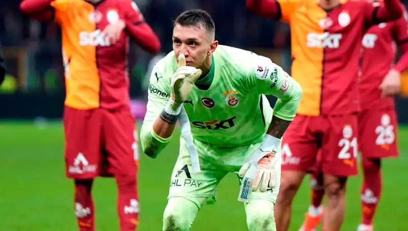 Galatasaray'da Muslera'nın Yerini Alacak Yeni Kaleci Belli Oluyor