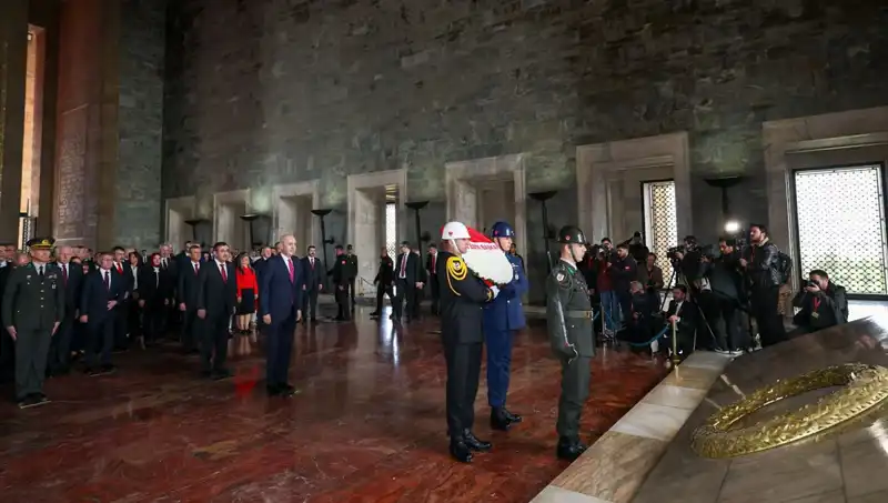 Devlet Erkanının Anıtkabir Ziyareti: Unutulmaz Anlar ve Anlamı