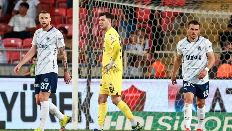 Fenerbahçe'nin Şok Edici Yenilgisi: Futbolda Yeni Bir Dönem Mi Başlıyor?