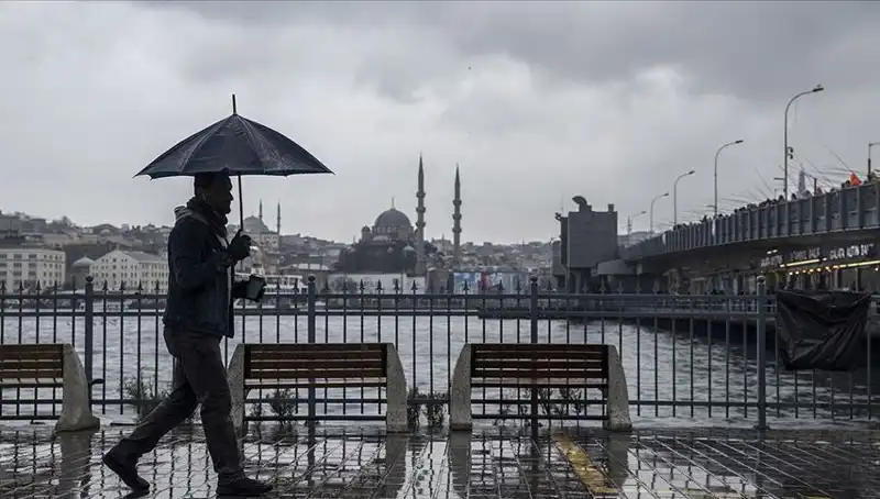 İstanbul'da Hızla Değişen Hava Durumu: Bahar İle Kış Arasında Koşuşturma