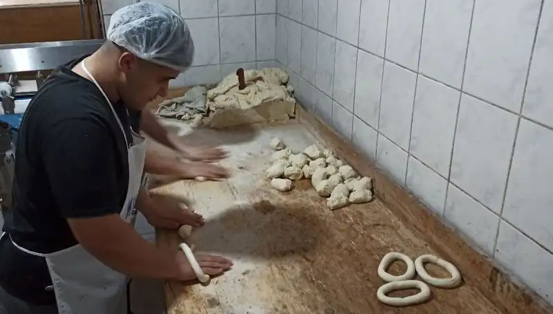 113 Yıllık Gelenek: Tarihi Taş Fırın ve Odun Ateşinde Pişen Lezzet
