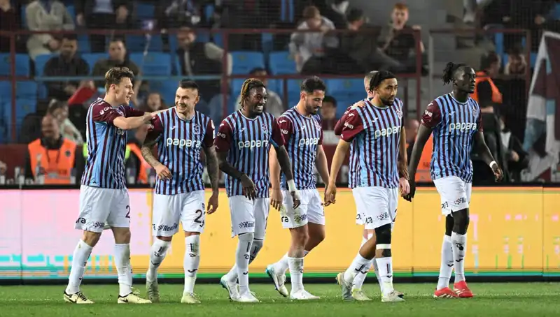 Trabzonspor'da Fenerbahçe Derbisinde Sakatlık Krizi Baş Gösterdi