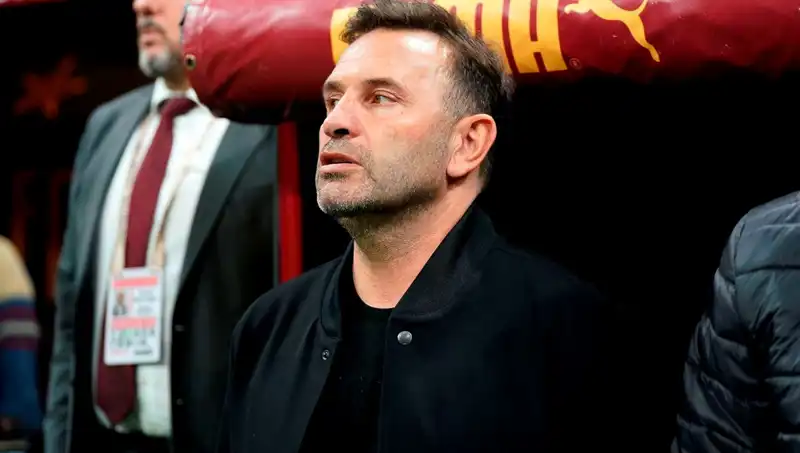 Galatasaray'da Okan Buruk'tan Şaşırtan Tek Değişiklik: Takımdaki Dengeyi Nasıl Etkileyecek?