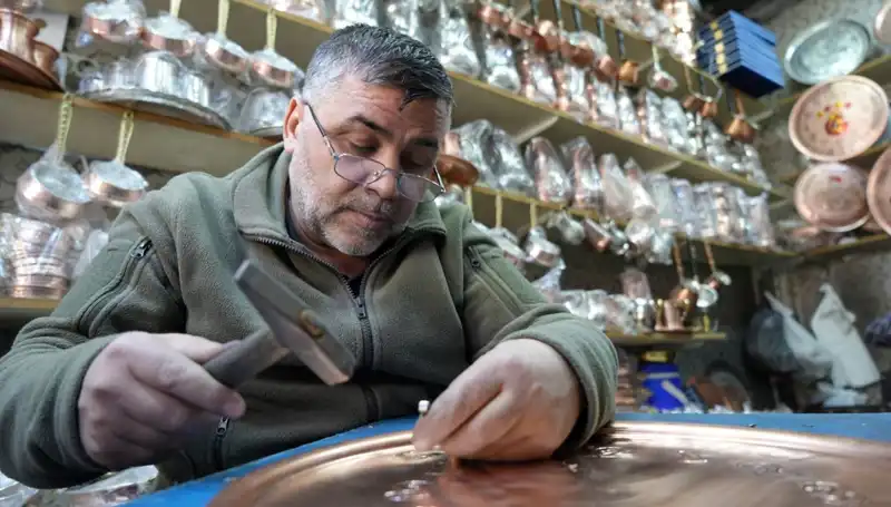 Gaziantep'in Asırlık Mesleği Tehdit Altında: Geleneksel El Sanatları Yok Olma Riskiyle Yüz Yüze