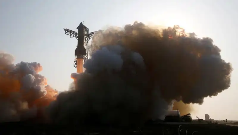Starship Roketinin 9. Testi: Sıra Dışı Başarı ve Çarpıcı Aksilikler