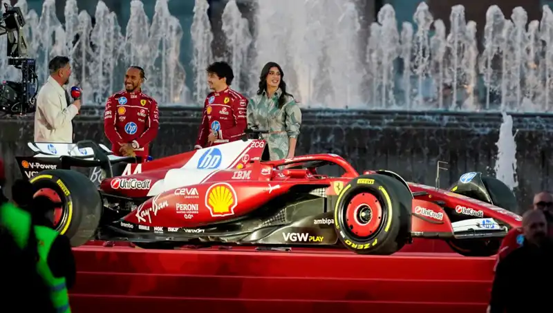 Formula 1 2023 Sezonu Başlıyor: Hamilton ve Leclerc Hangi Takımlarla Pistte?