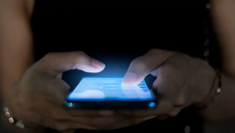 Narsisizmin Yeni İşareti: Akıllı Telefon Alışkanlığımız Üzerine Şok Edici Bulgular