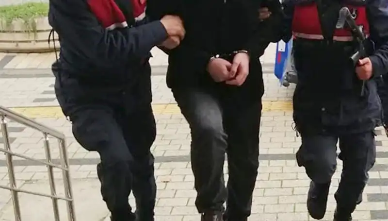 Trabzon'da 6 Firari Hükümlünün Yakalanması: Suç Ağları Çözüldü mü?