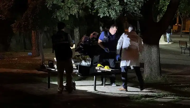 Husumet Neden Oldu: 1 Ölü, 2 Yaralı, Olay Anı Kameralara Yansıdı!