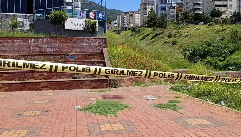 Kahramanmaraş'ta Bıçaklı Kavga: Sokaklarda Can Pazarı!