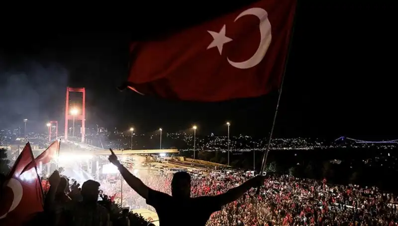 15 Temmuz'un Anısına: "En Uzun Gece" Külliye'de Sahne Alacak
