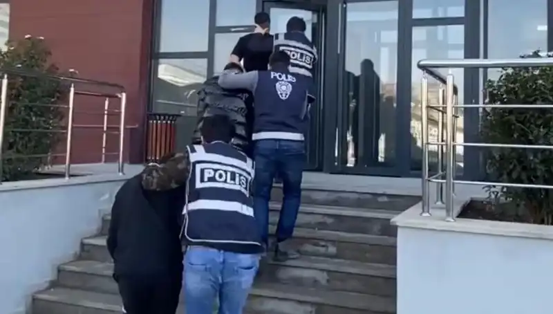 İstanbul'da Korsan Taksi Faciası: Gasp Olayı Şok Yarattı