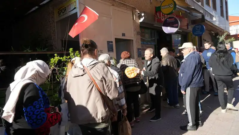 Gelenekten Modern Hayata: 13 Yıllık Ramazan Yardımı Geleneği İhtiyaç Sahiplerine Ulaşıyor