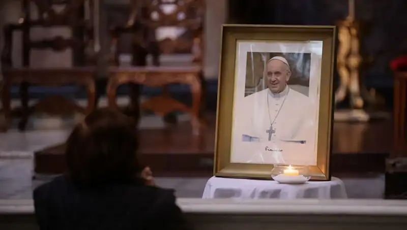 Papa Francis'in Vasiyeti ve Cenaze Töreni ile İlgili Tüm Detaylar