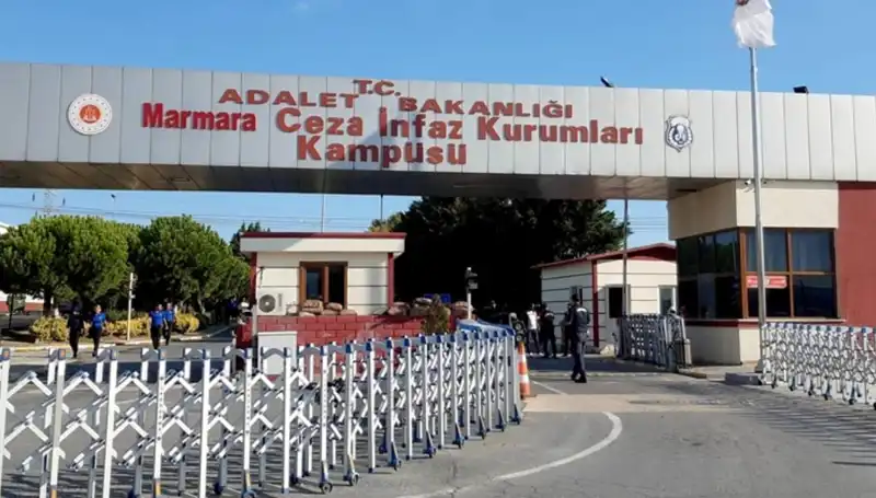 İBB Soruşturmasında Gelişmeler: Tutuklular Farklı Cezaevlerine Sevk Edildi
