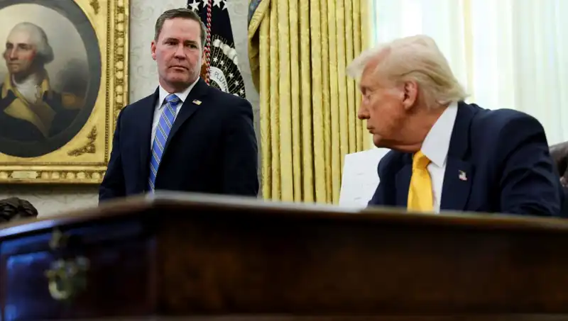 ABD'de Savaş Planı Sızıntısı: Trump'ın Danışmanı Skandalı Üstlendi