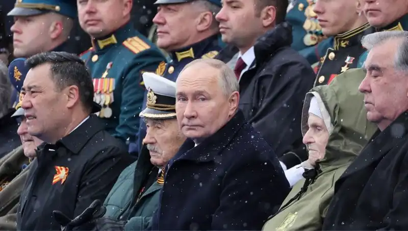 Rus Ordusu Genişliyor: Putin'den Tarihi Askeri İhtiyaçların Artışı Çağrısı