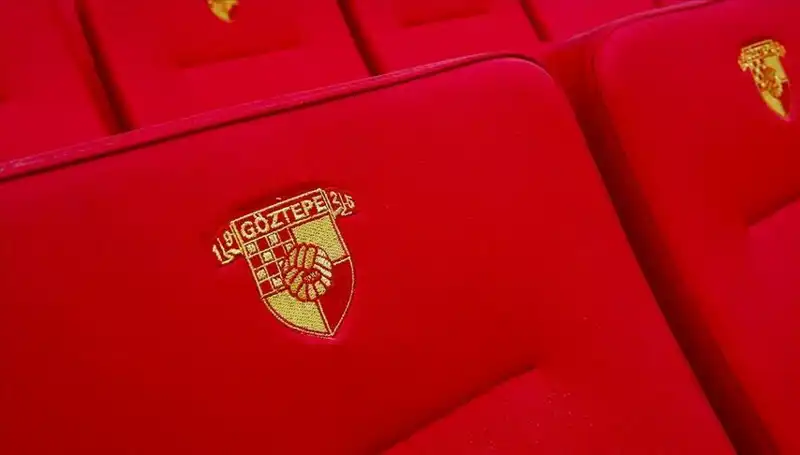 Göztepe, Merkez Forvet Junior Olaitan'la Anlaşarak Güçlendi